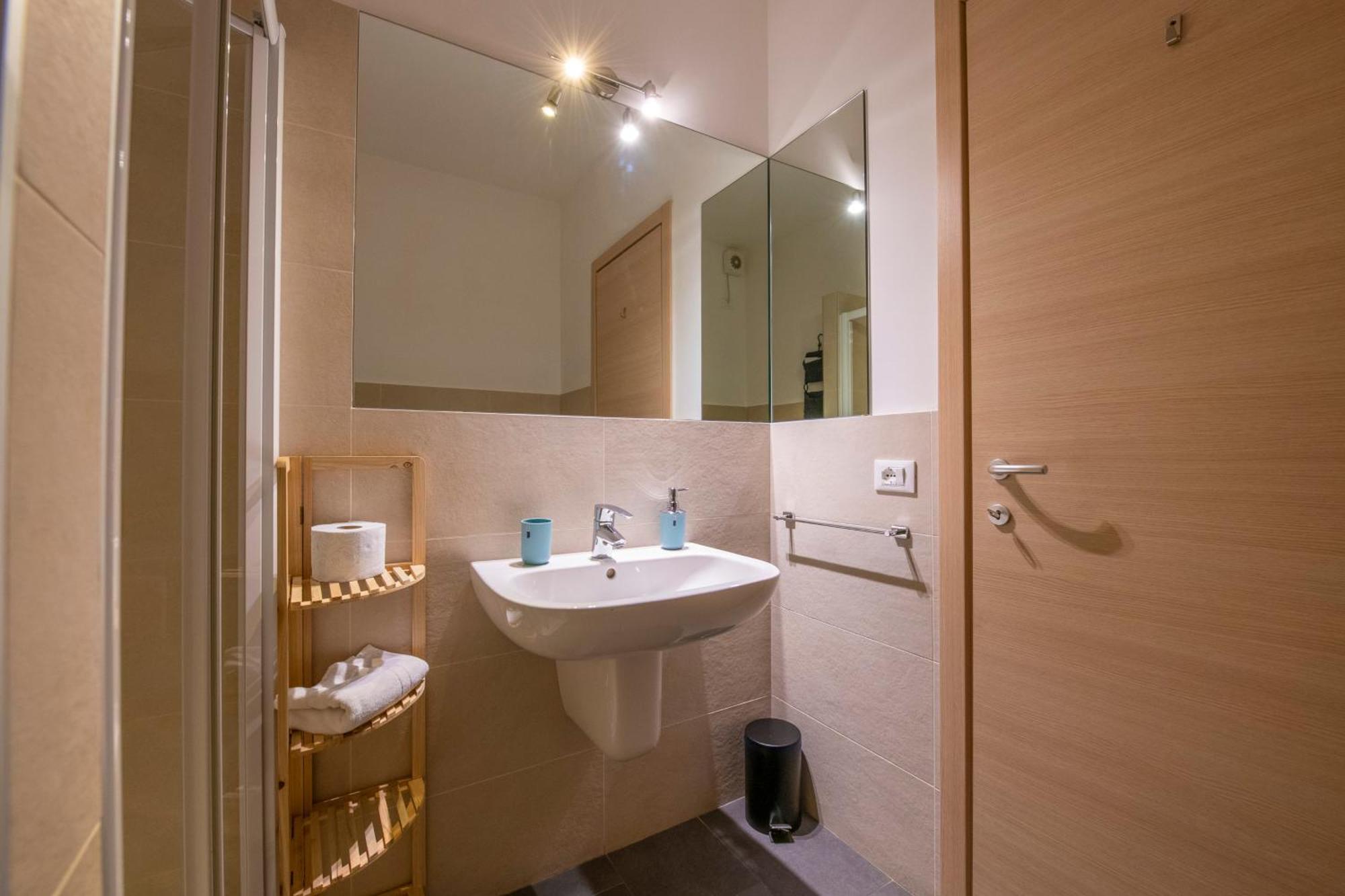 Borgo Trento Home, Incantevole Appartamento ヴェローナ エクステリア 写真
