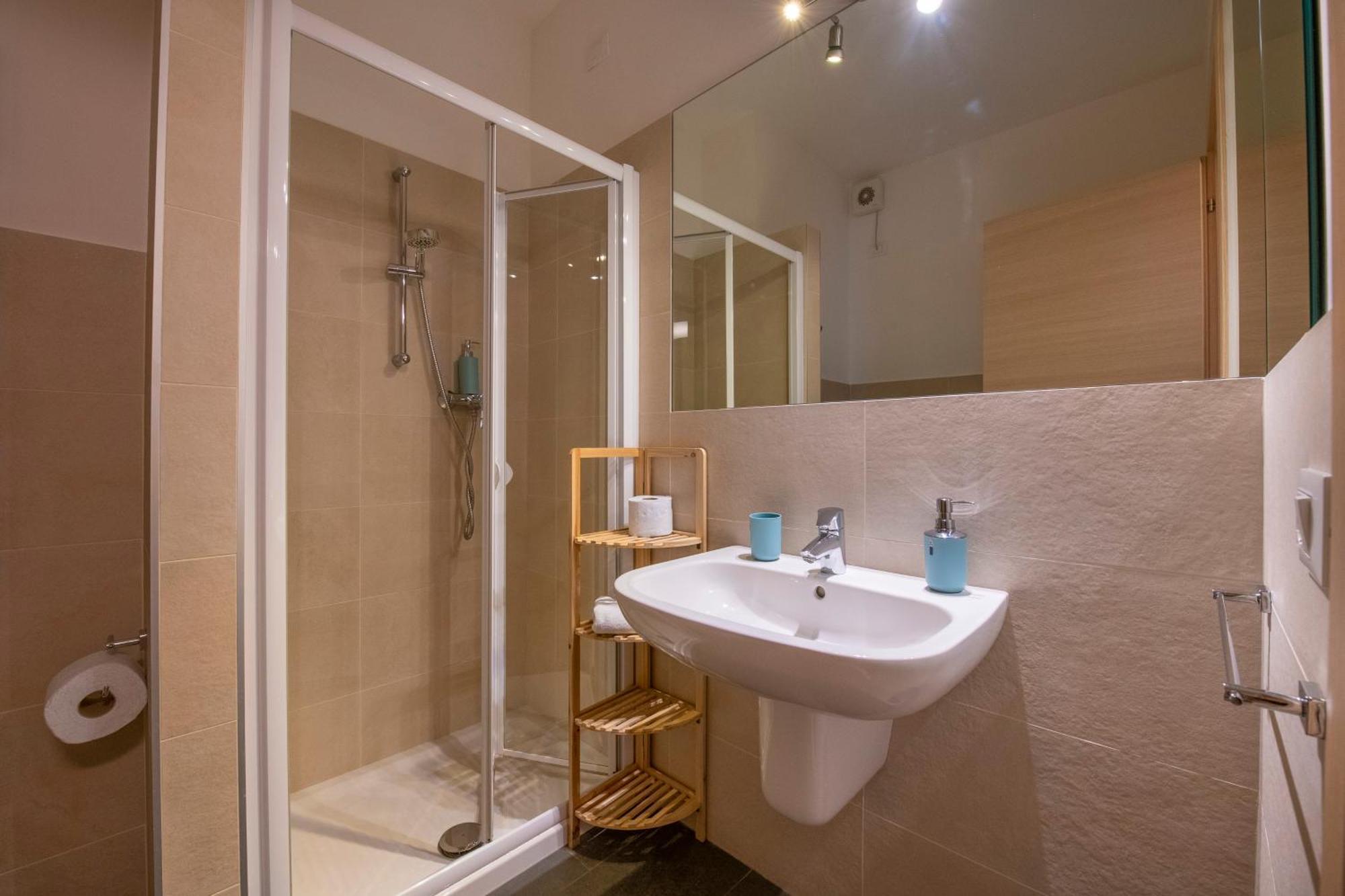 Borgo Trento Home, Incantevole Appartamento ヴェローナ エクステリア 写真